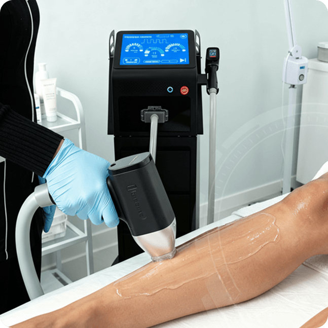 Quelle est la différence entre l'épilation laser et la Lumière Pulsée (IPL) ?